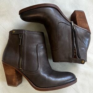 LUCKY BRAND Women's Eugina Leather Heeled Ankle Boots Size 7.5 37.5